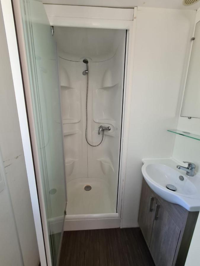 Mobil Home Camping Des 7 Fonts Agde Dış mekan fotoğraf